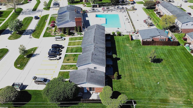 bird's eye view of a pool area
