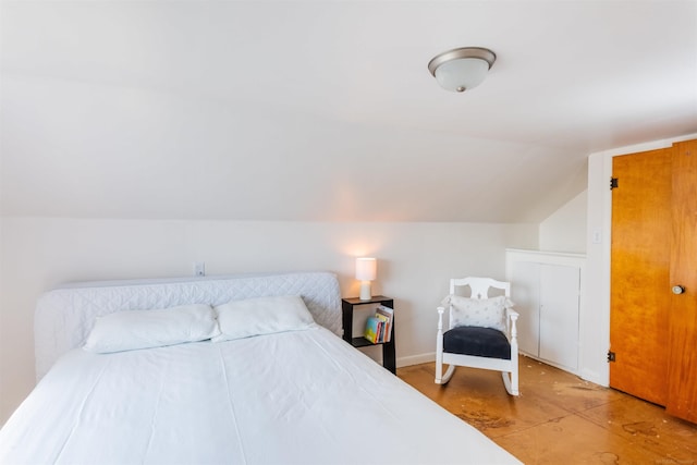 410 E Nicol Rd, Sandusky, MI 48471 - bedroom with lofted ceiling