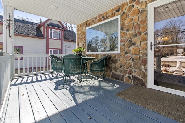 505 N Main St, Yale, MI 48097 - deck with outdoor dining space