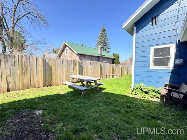 437 N Main St, Lanse, MI 49946 - view of yard