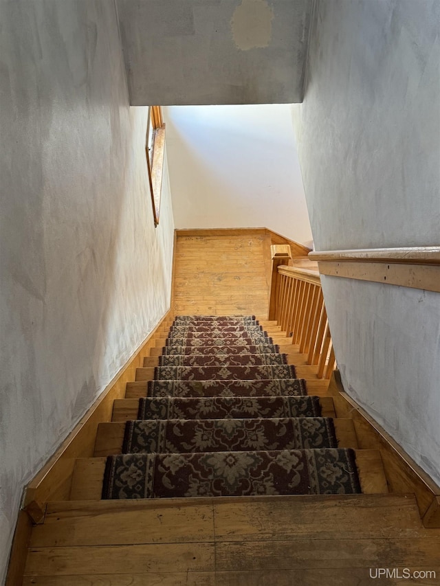 643 S Pine St, Ishpeming, MI 49849 - view of stairs