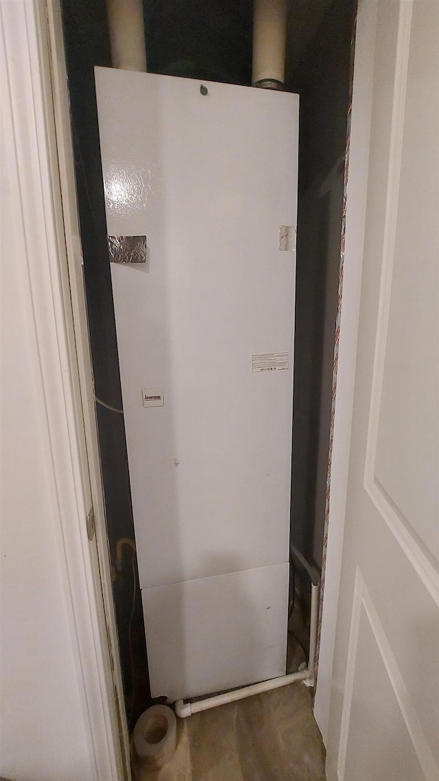 3787 Shepherd Rd, Midland, MI 48880 - detailed view of heating unit