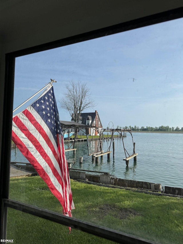 dock featuring a water view