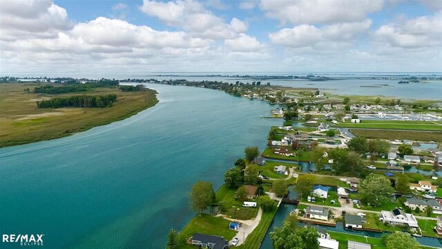 bird's eye view of a large body of water