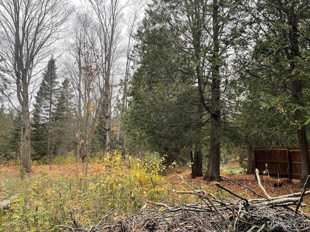 408 Green Garden Rd, Marquette, MI 49855