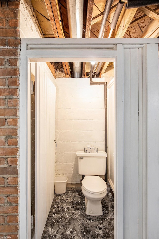 2758 Military St, Port Huron, MI 48060 - bathroom with toilet