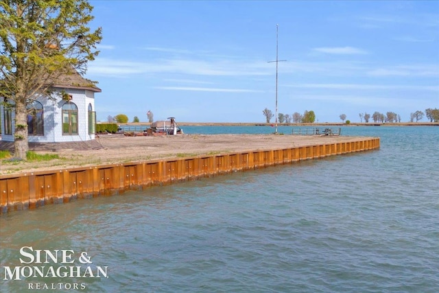 6075 S Channel Dr, Harsens Island, MI 48028