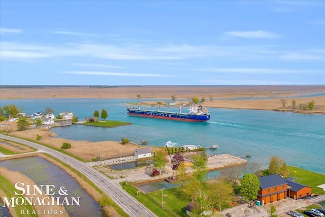 6075 S Channel Dr, Harsens Island, MI 48028