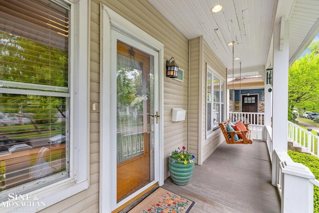 1117 Lakepointe St, Grosse Pointe Park, MI 48230 - view of exterior entry with covered porch