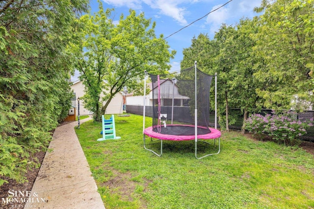 1117 Lakepointe St, Grosse Pointe Park, MI 48230 - view of yard with a trampoline