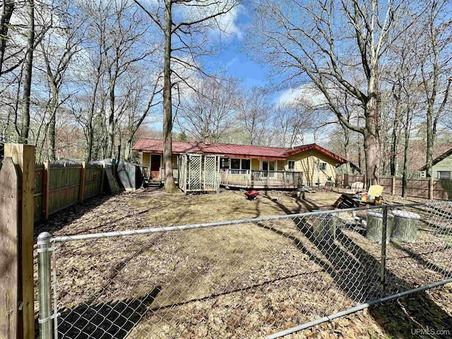 39 Stonegate Hts, Marquette, MI 49855 - back of house featuring a porch
