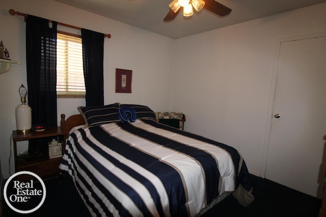 bedroom featuring a ceiling fan