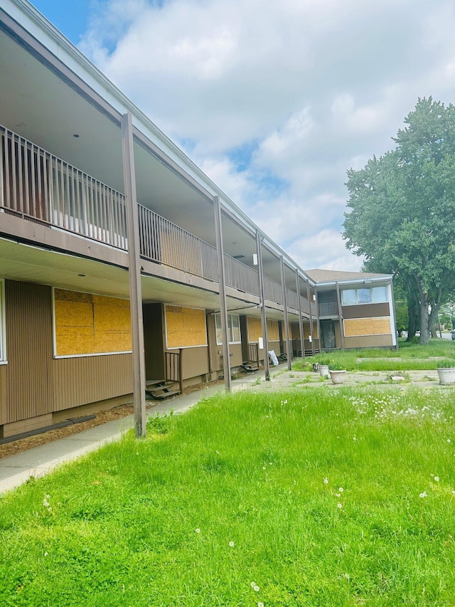 16501-16561 Greenfield Rd, Detroit, MI 48235 - view of yard