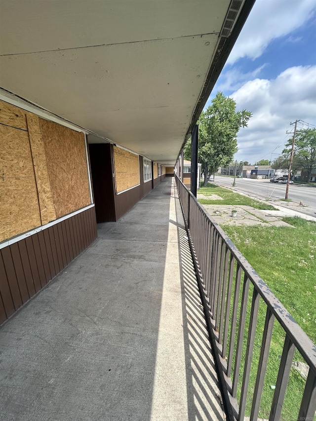 16501-16561 Greenfield Rd, Detroit, MI 48235 - view of balcony
