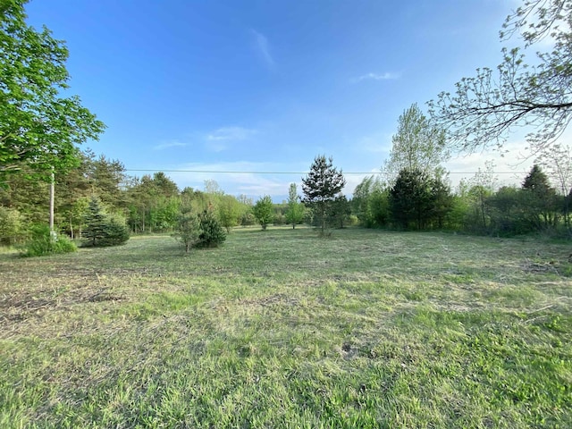17344 33 Mile Rd, Armada, MI 48005