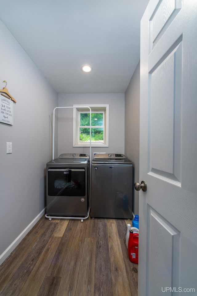 106 Green Rd, Michigamme, MI 49861 - clothes washing area featuring washing machine and clothes dryer, dark wood finished floors, baseboards, and recessed lighting
