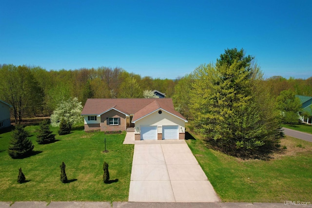 1300 W Sharon Ave, Houghton, MI 49931 - ranch-style home with a front yard, brick siding, driveway, and a wooded view
