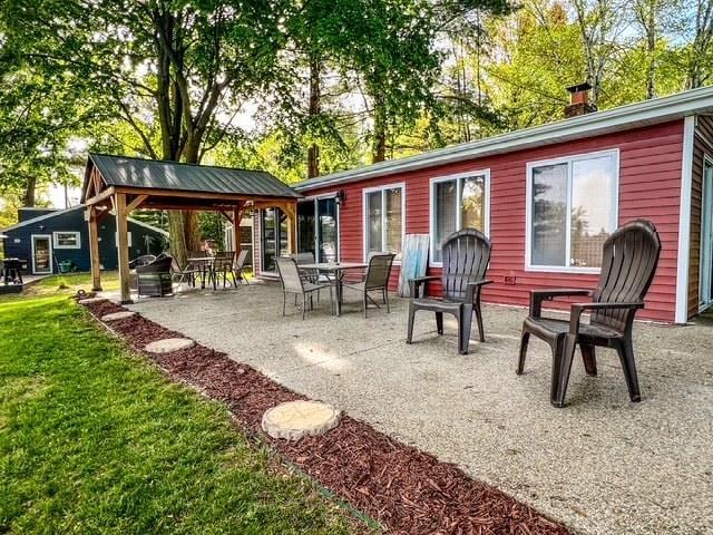 601 N Scott Dr, Farwell, MI 48622 - view of patio / terrace with a gazebo