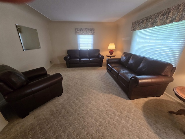 408 Sidney St, Bay City, MI 48706 - living area featuring carpet flooring and baseboards