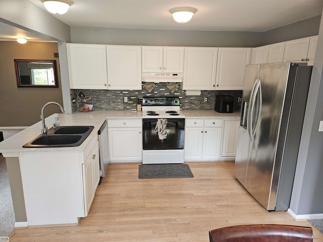 4324 Clear Creek Ct, Oakland Twp, MI 48306 - kitchen featuring stainless steel fridge, range with electric cooktop, a sink, under cabinet range hood, and dishwashing machine