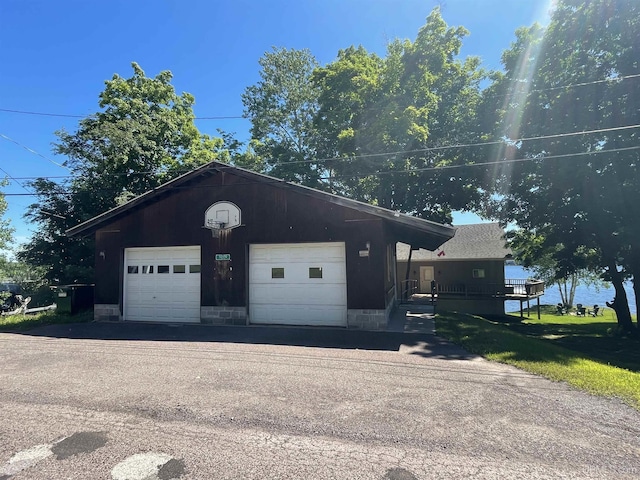 52170 Canal Rd, Houghton, MI 49931 - view of detached garage