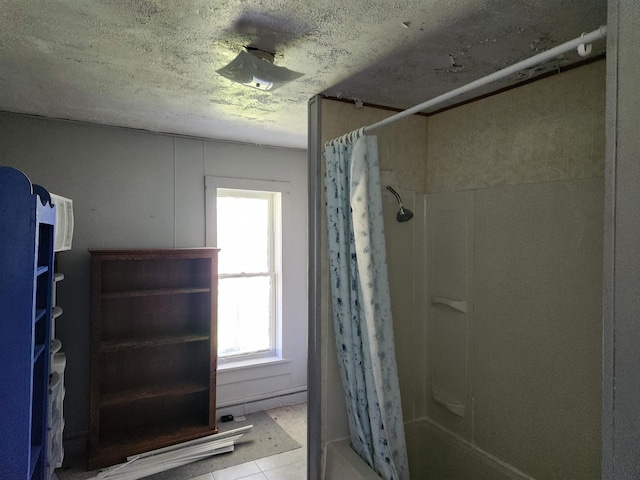 4680 E Kent Rd, Freeland, MI 48623 - bathroom featuring plenty of natural light, a shower with curtain, and tile patterned floors