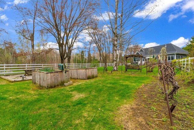 3905 Lakeshore Rd, Lexington, MI 48450 - view of yard