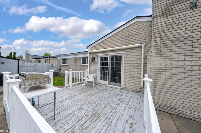 37601 Dartmouth Dr, Sterling Heights, MI 48310 - wooden terrace with grilling area