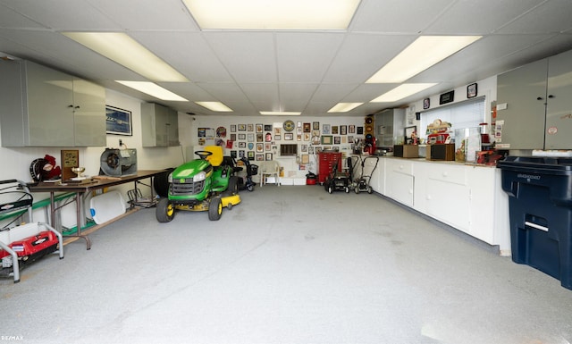 37601 Dartmouth Dr, Sterling Heights, MI 48310 - garage with a workshop area