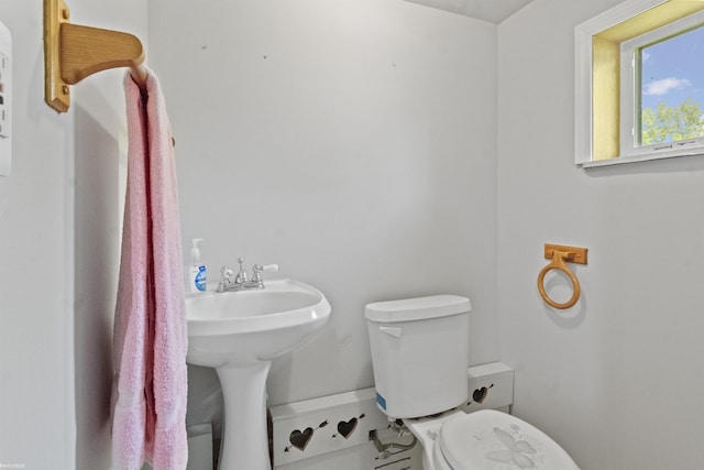3710 N River Rd, Fort Gratiot, MI 48059 - half bathroom featuring toilet