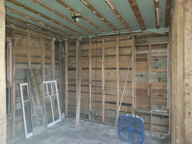 5523 Red Oak Rd, Beaverton, MI 48612 - view of misc room
