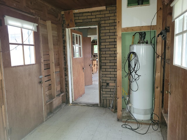 5523 Red Oak Rd, Beaverton, MI 48612 - doorway to property with water heater