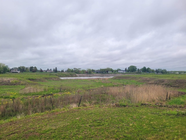 5523 Red Oak Rd, Beaverton, MI 48612 - view of yard with a water view