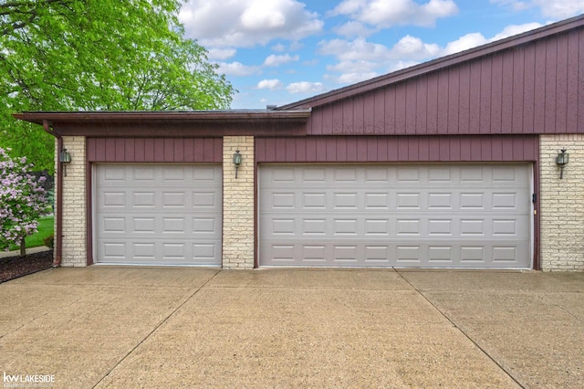 46713 Houghton Dr, Shelby Twp, MI 48315 - view of garage
