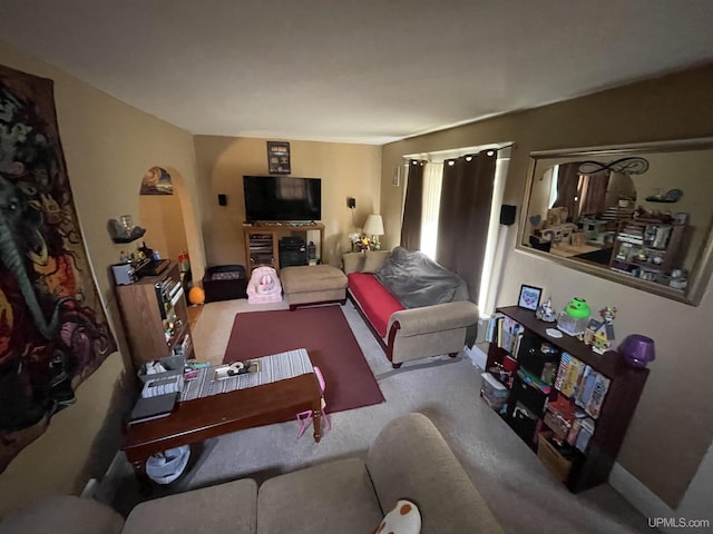 1110 N 2nd St, Ishpeming, MI 49849 - carpeted living room with baseboards