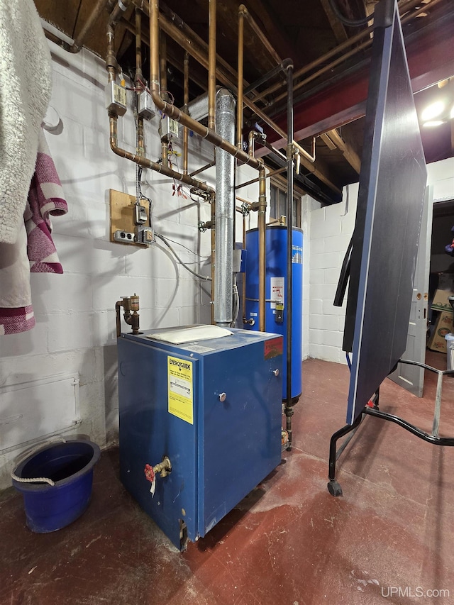 817 W Water St, Hancock, MI 49930 - utilities featuring a heating unit and water heater