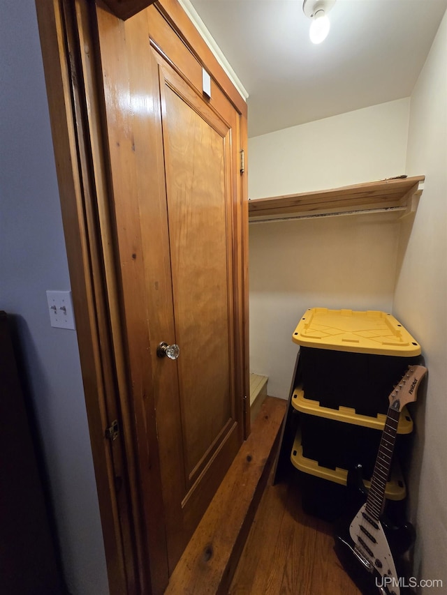 817 W Water St, Hancock, MI 49930 - view of closet