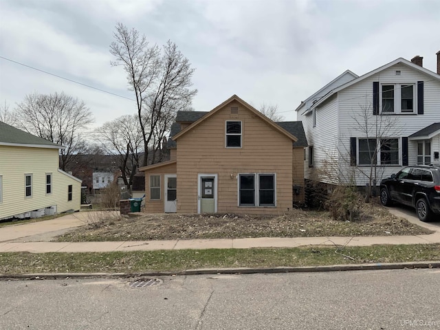 331 W Bluff St, Marquette, MI 49855 - view of traditional-style house