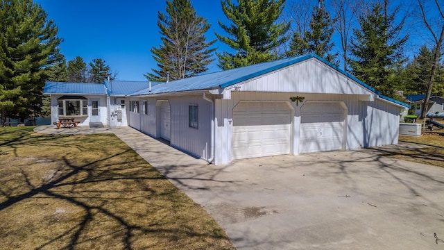 5001 Ruby Dr, Gladwin, MI 48624 - view of detached garage