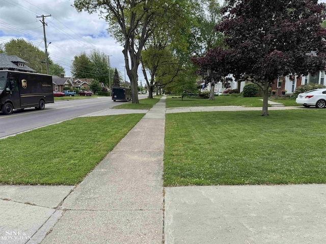 1741 Saint Clair River Dr, Algonac, MI 48001 - view of green lawn