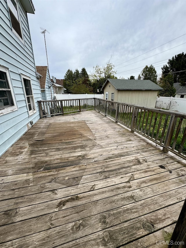584 Elliott Ave, Ishpeming, MI 49849 - view of wooden deck