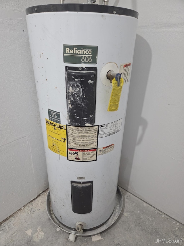 601 Range St, Manistique, MI 49854 - utilities with water heater