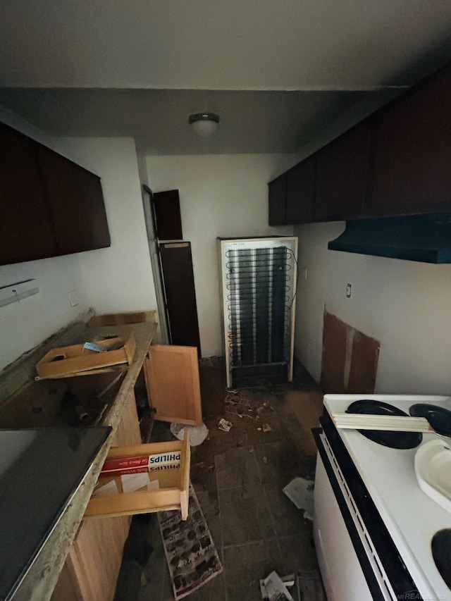 16600-16620 Greenfield Rd, Detroit, MI 48235 - kitchen featuring range with electric stovetop and exhaust hood