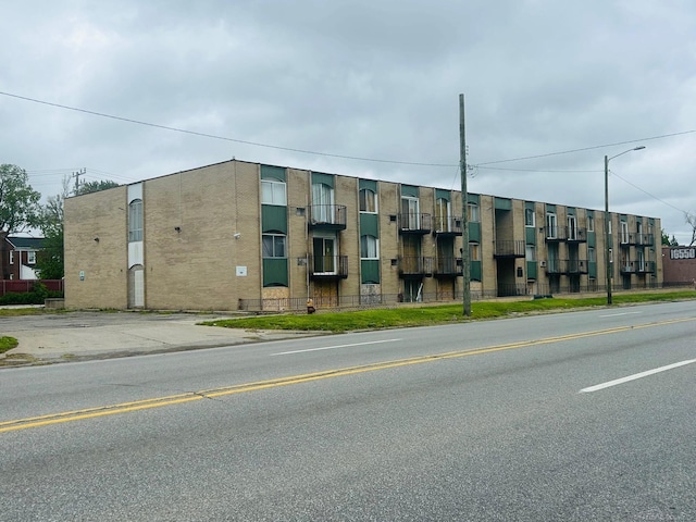 16600-16620 Greenfield Rd, Detroit, MI 48235 - view of building exterior
