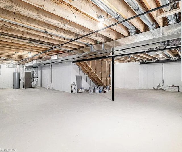 29126 Brooke Meadows Ct, Chesterfield, MI 48047 - unfinished basement with stairs