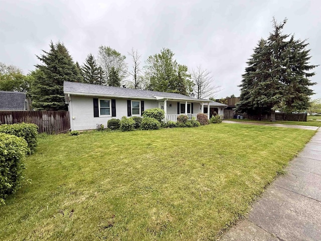 2222 Compton St, Saginaw, MI 48602 - single story home with a porch