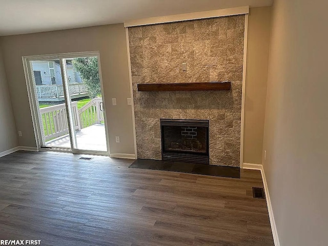 16180 Scenic Dr, Clinton, MI 48038