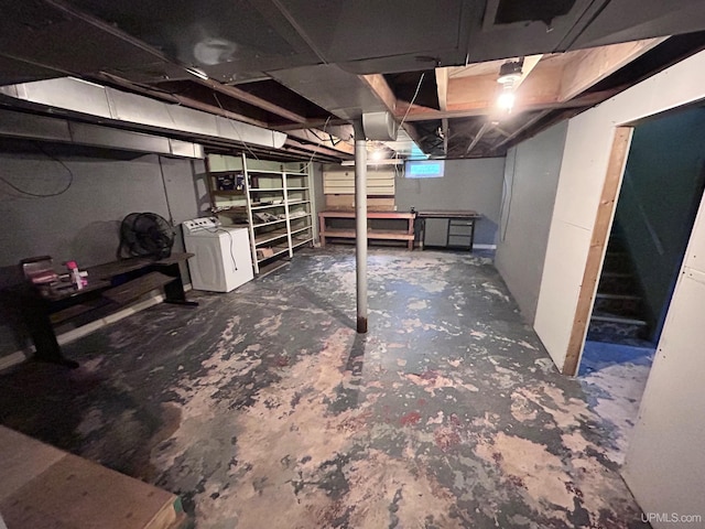 249 E Michigan Ave, Ironwood, MI 49938 - basement with washer / clothes dryer