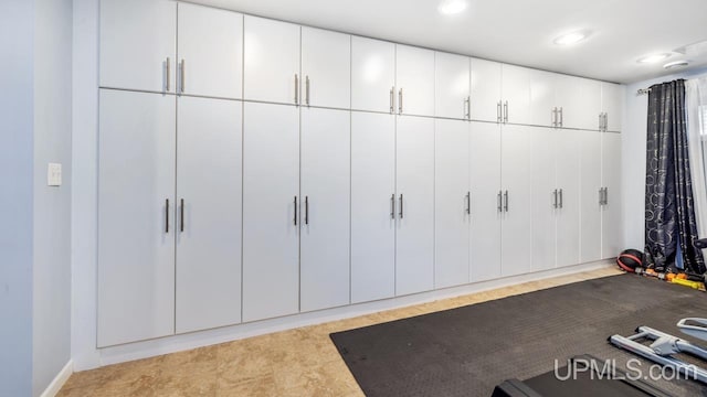 1128 E E St, Iron Mountain, MI 49801 - view of closet
