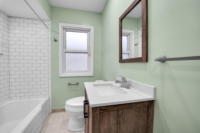20681 Beaufait St, Harper Woods, MI 48225 - full bath featuring toilet, vanity, tile patterned floors, baseboards, and bathtub / shower combination